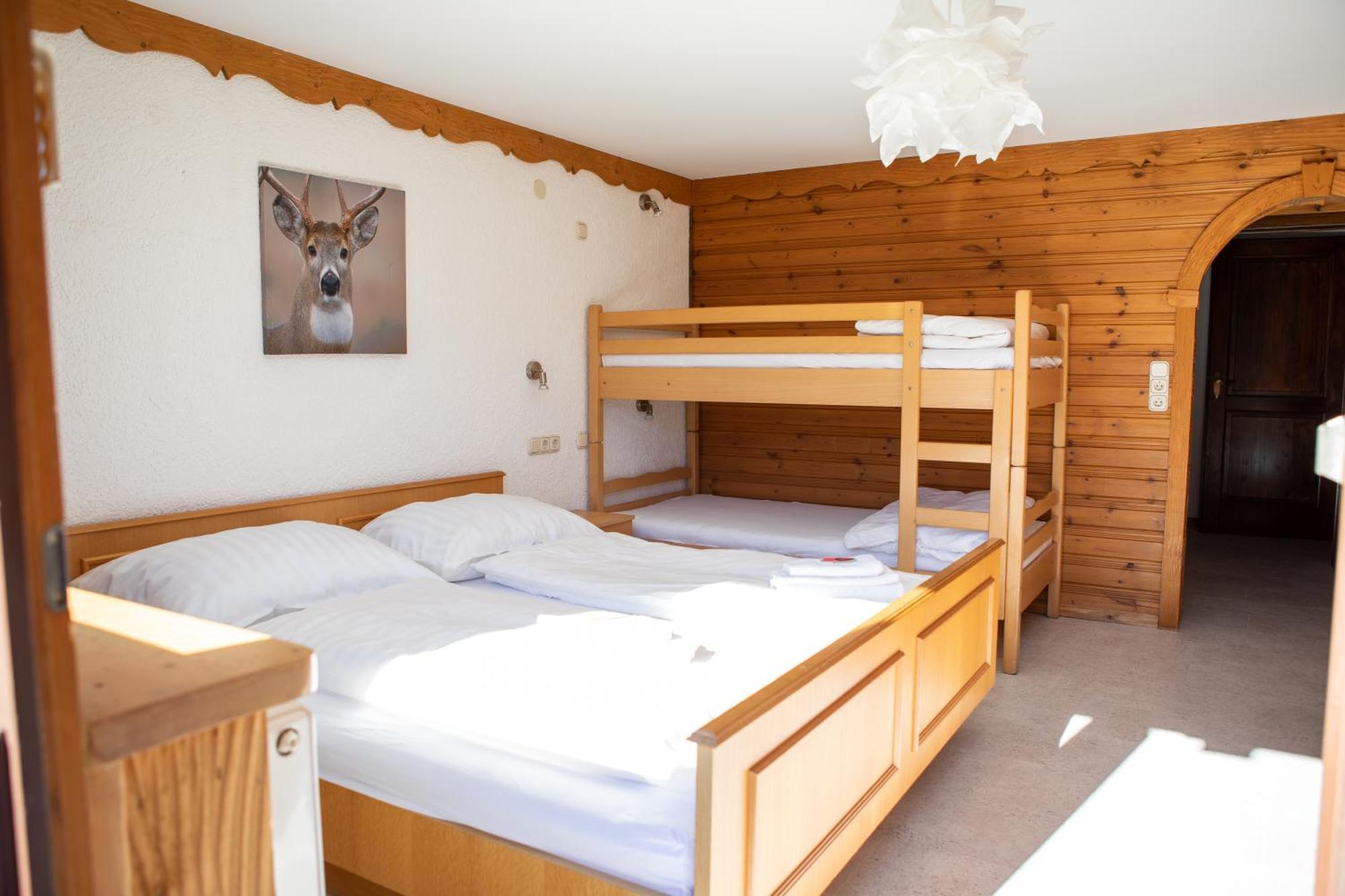 Hotel Wildrose Neukirchen am Großvenediger Eksteriør bilde